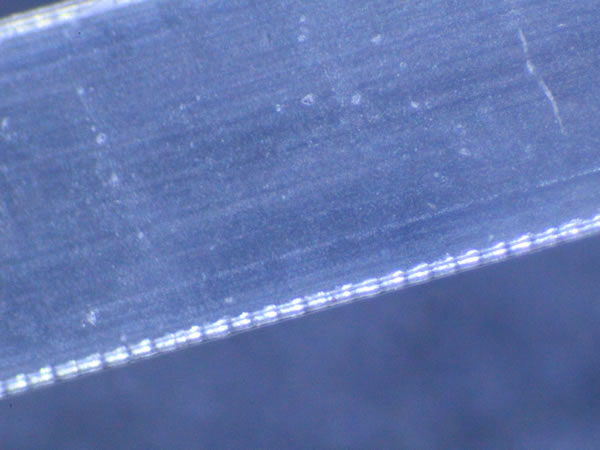 CO2レーザー加工のR・バリ
